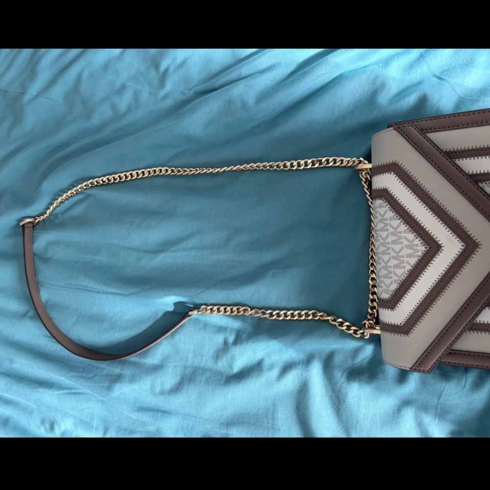 Michael Kors Chevron Pattern Crossbody Bag - Picture 4 of 4